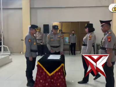Upacara Serah Terima Jabatan Kapolsek Ratu Agung Polresta Bengkulu Upacara Serah Terima Jabatan (Se - PoliceTube