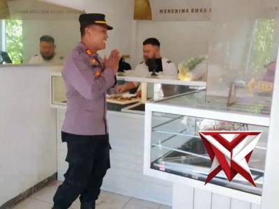 Patroli Dialogis berikan himbauan kamtibmas kepada warga pemilik usaha perdagangan di Pasar.