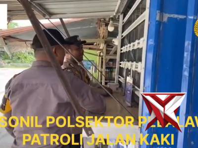 Patroli Jalan Kaki Polsubsektor Pelalawan - PoliceTube