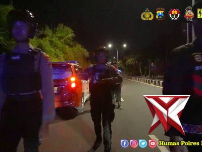 Sat Samapta Polres Bangkalan melaksanakan patroli malam