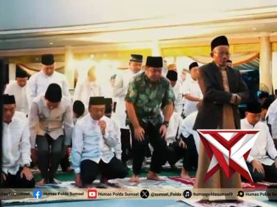 Safari Ramadan di OKI, Kapolda Sumsel Instruksikan Personel Optimalkan Pelayanan Publik  KAYUAGUNG &ndash;