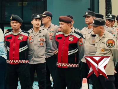 Polres Trenggalek Kerahkan Personel Pelayanan Pengamanan Sidang Putusan di PN Trenggalek - PoliceTube