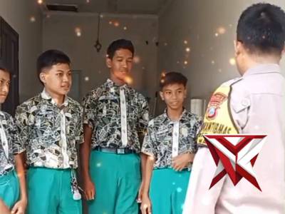 Bhabin Polsek Waru berikan himbauan kepada siswa terkait jaga kebersihan - PoliceTube