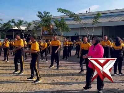 OLAHRAGA BERSAMA DAN BAZAR UMKM BHAYANGKARI