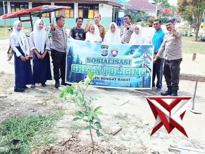 Green Policing Polsek Rengat Barat di SMP 1 Rengat Barat - PoliceTube