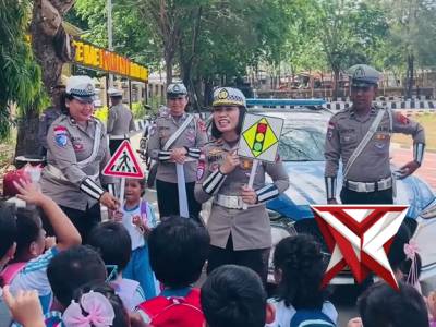 kunjungan dari Yayasan Ancillia TTK Rosa di Mapolda NTT - PoliceTube