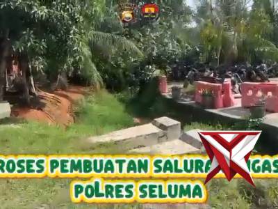Proses pembuatan saluran irigasi polres Seluma - PoliceTube
