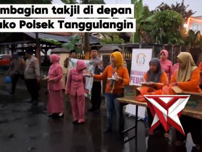 Sinergi Polsek Tanggulangin, Bhayangkari dan Pedalindo Sidoarjo Berbagi Takjil untuk Pengguna Jalan