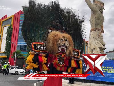 PAGELARAN SENI REYOG DALAM RANGKA OPS KESELAMATAN SEMERU 2026 - PoliceTube