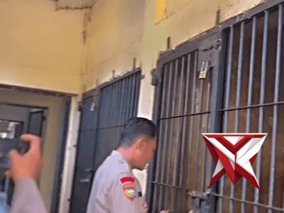 Giat pengecekan ruang tahanan oleh polsek TPTM - PoliceTube