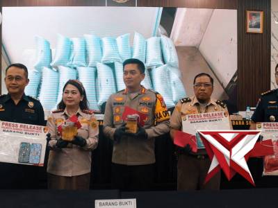 Polresta Bandara Soetta Gagalkan Penyelundupan Benih Bening Lobster Senilai Rp4,28 Miliar - PoliceTube