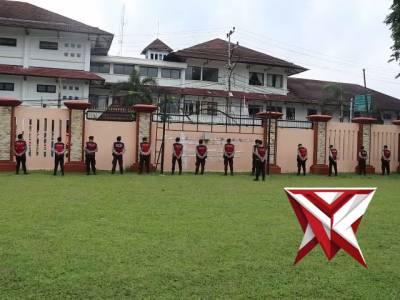 Polres Muara Enim Gelar Sispam Mako, Uji Kesiapan Personel Hadapi Situasi Kontijensi - PoliceTube