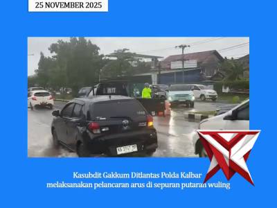 Kasubdit Gakkum Ditlantas Polda Kalbar melaksanakan pelancaraan Arus di Seputaran Putaran Wuling - PoliceTube