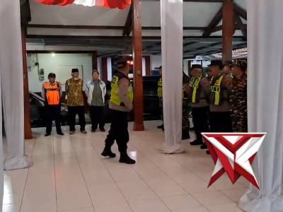 Pengamanan Natal - PoliceTube