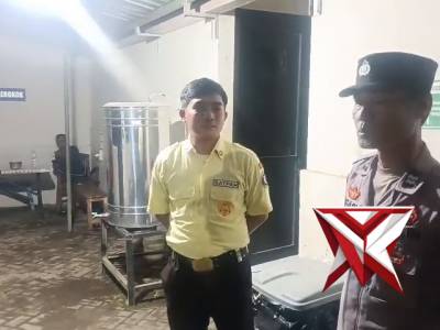 Kapolsek beserta anggota Melaksanakan giat patroli dialogis - PoliceTube