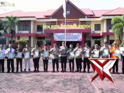Upacara Hari Kesadaran Nasional dan Pemberian Penghargaan Kapolres Probolinggo