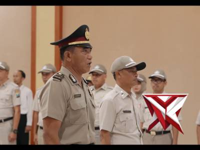 Dua Personel Polri dan Satu ASN Terima Kenaikan Pangkat di Polres Kediri