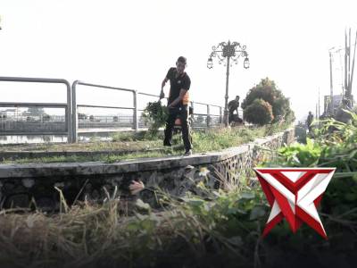 Polres Mojokerto Kota melaksanakan kerja bakti dalam menyukseskan program pusat dan daerah 2026 - PoliceTube