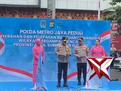 Kapolda Metro Jaya kirim bantuan kemanusiaan ke Aceh, Sumut, dan Sumbar @Buher2000_ @DivHumas_Polri - PoliceTube