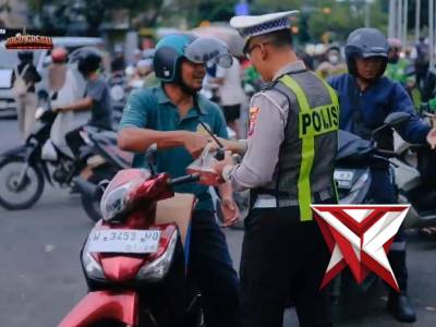 Giat bagi takjil di bulan Ramadhan