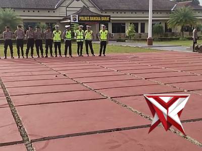 Personil polsek jebus mengikuti apel jam pimpinan di polres bangka bsrat