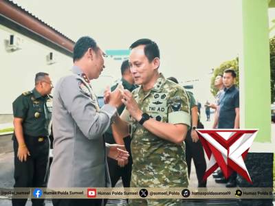 Kapolda Sumsel Laksanakan Lawatan Kerja ke Pangdam II/Sriwijaya Perkuat Sinergitas TNI-Polri - PoliceTube