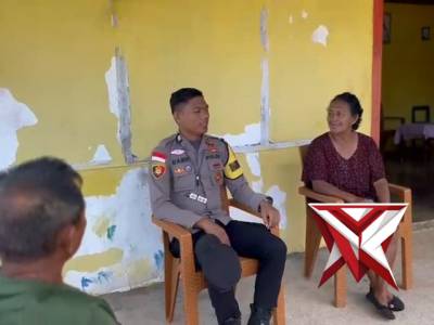 Bhabinkamtibmas polsek kisar laksanakan giat sambang - PoliceTube