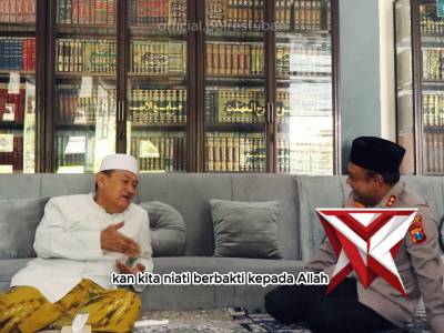 Polres Tuban - Kapolres Tuban bersama PJU Polres silaturahmi Ponpes Langitan