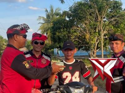 BAGI TAKJIL, Pecalang Samapta Bhayangkara