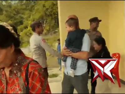 Personel polsek wetar melaksanakan pengamanan ibadah - PoliceTube