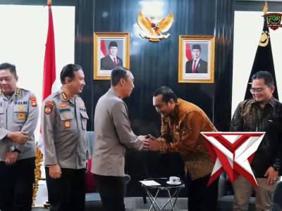 Kapolda Sumatera Selatan Irjen Pol Dr. Sandi Nugroho menerima audiensi jajaran pimpinan PLN UID S2JB