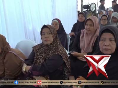 KEGIATAN SAFARI RAMADHAN OLEH WAKAPOLDA SUMSEL DI MASJID BAITURRAHMAN KEL. CAMBAI KAB. PRABUMULIH - PoliceTube