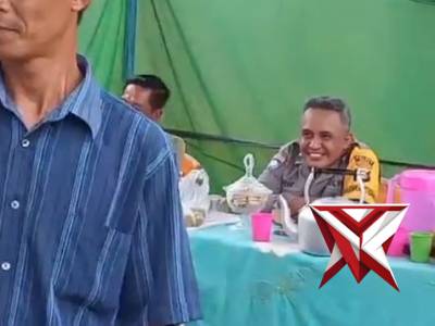 KAPOLSEK BTS ULU PAM PRMILIHAN KETUA RT DI KEL MANGUN JAYA