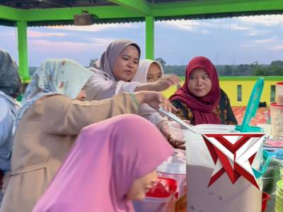 Buka puasa bersama Kapolres Pelalawan dengan Keluarga Besar SPPG Polres Pelalawan.