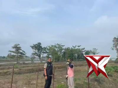 Kanit Intelkam Polsek Jejawi melaksanakan patroli cek ketahanan pangan milik warga di Desa Sukadarma