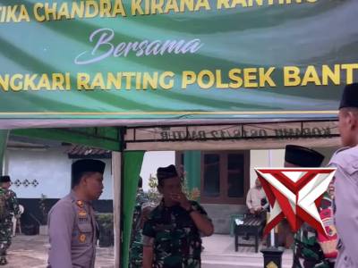 Kapolsek Bantur bersama Bhayangkari hadiri kegiatan buka bersama di makoramil Bantur - PoliceTube