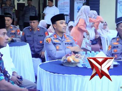 Kapolres AKBP Prayoga Angga Widyatama, S.I.K., M.Si., meresmikan Mushola Al Ikhlas Polsek Ngawi