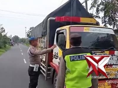 PENERTIBAN JAM OPERASIONAL TRUCK