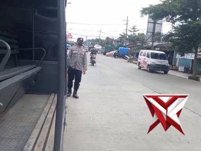 Patroli pantau jalur utama Desa Pohjejer, Kec. Gondang.