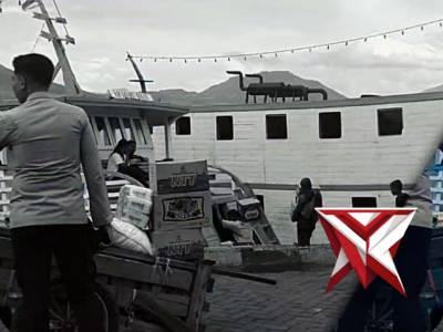 Jamin Keamanan, Polres Flores Timur Intensifkan Patroli Dialogis di Pelabuhan Larantuka
