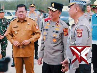 KAPOLDA SUMSEL MELAKUKAN PENGECEKAN JALUR MUDIK JALAN TOL KAPAL BETUNG