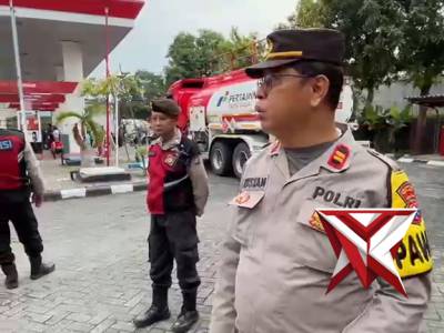 Polsek pakal cek stok BBM di SPBU wilkum pakal cegah panic buyying