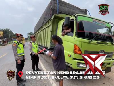 Penyekatan kendaraan sumbu 3 polsek tungkal jaya 18