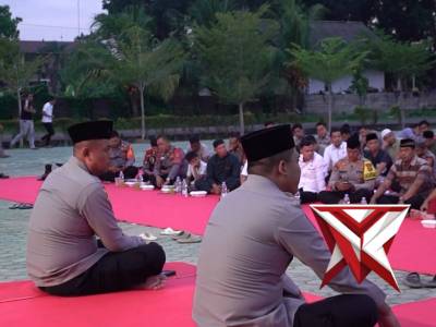 Buka bersama keluarga besar polres Oki hadir