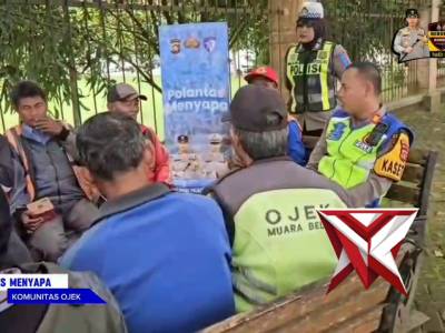 Satuan Lalu Lintas Polres Musi Rawas melaksanakan kegiatan Polantas Menyapa bersama Komunitas Ojek M - PoliceTube