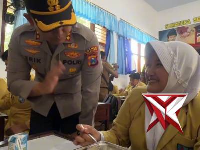 Kapolres Magetan bersama Forkopimda Tinjau Langsung Program Makan Bergizi Gratis di SMPN 1 Magetan