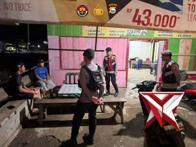 Satsamapta polres haltim melaksanakan patroli malam - PoliceTube