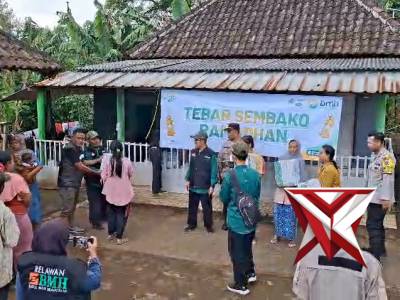 Tebar sembako ramadhan