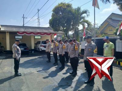 Apel siaga 1 yang dipimpin oleh Kapolsek ngantang