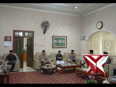 Bangun Kedekatan dan Kolaborasi, Kapolres Kediri Sambung Roso dengan Ketua MUI